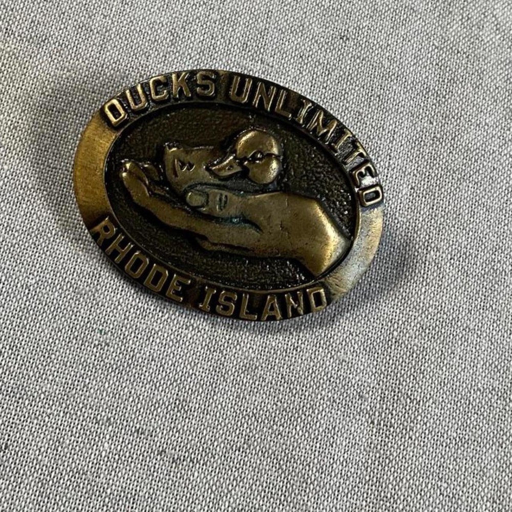 Ducks Unlimited Rhode Island 2x1 Belt Buckle Brass Duck Design